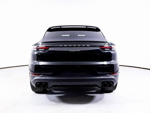 Certified 2023 Porsche Cayenne Coupe image 29