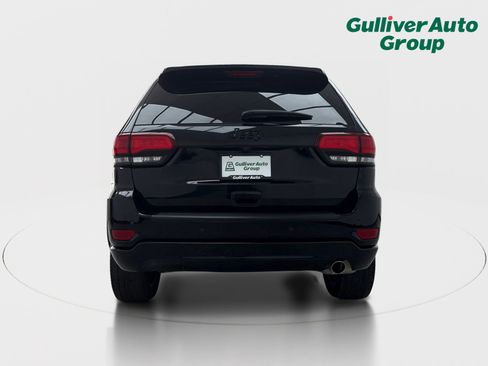 Used 2022 Jeep Grand Cherokee Laredo X RWD image 7