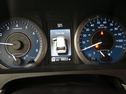 Used 2019 Toyota Sienna LE image 26