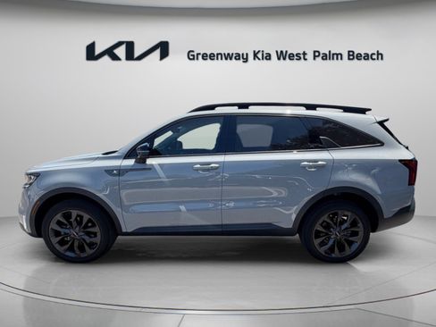 Certified 2023 Kia Sorento X-Line EX AWD/4WD image 4