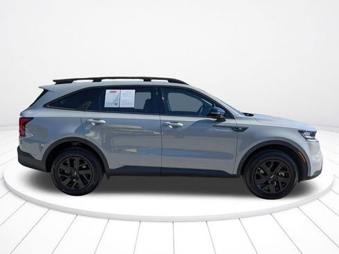 Used 2023 Kia Sorento S AWD/4WD image 3