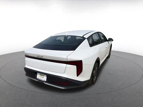 Used 2025 Kia K4 LXS FWD image 14