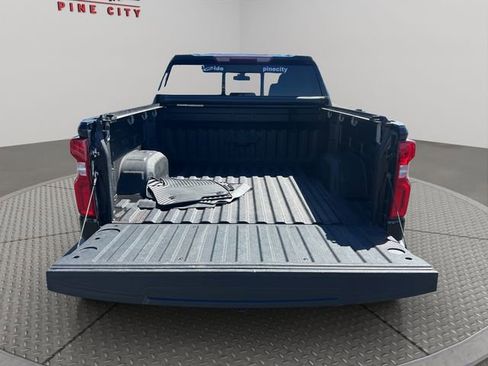 Used 2022 Chevrolet Silverado 1500 LTZ w/ LTZ Convenience Package II AWD/4WD image 19