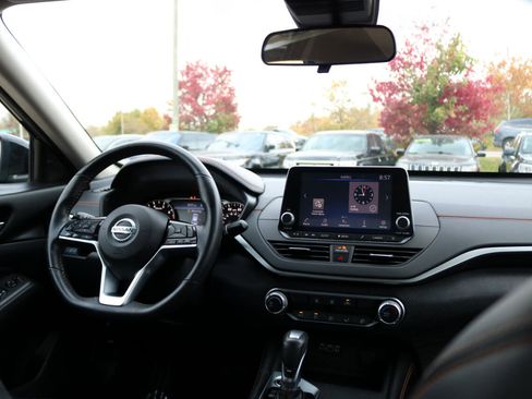 Used 2021 Nissan Altima 2.5 SR image 44