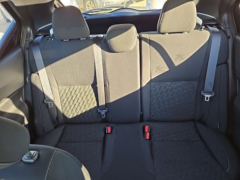 Used 2021 Nissan Kicks S image 44