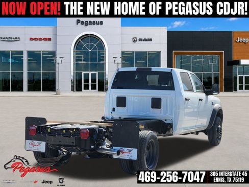 New 2026 RAM 5500 Tradesman AWD/4WD image 5