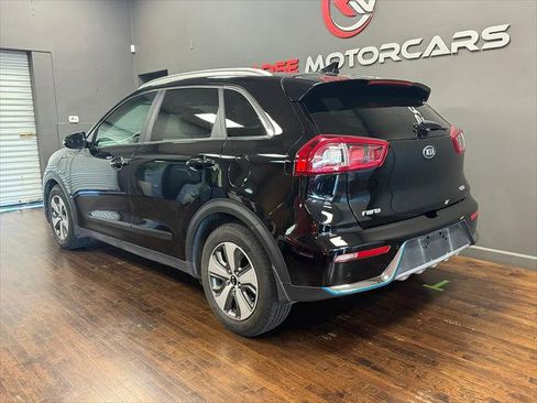 Used 2019 Kia Niro EX Premium w/ Sunroof Package FWD image 3