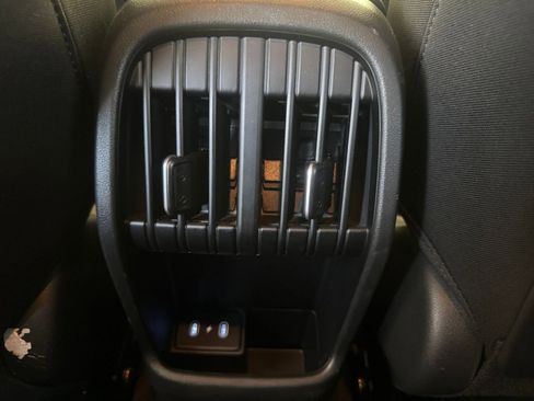 Used 2025 Hyundai Kona SEL image 24