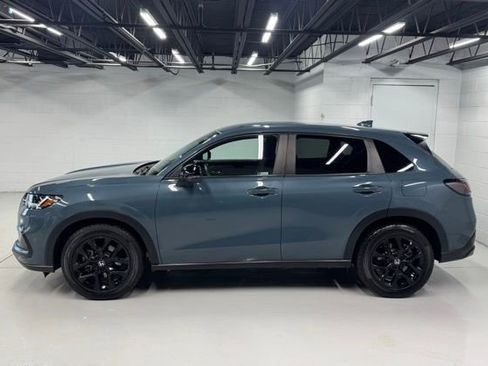 Used 2023 Honda HR-V Sport image 2