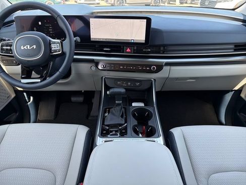 New 2026 Kia Carnival SX Prestige FWD image 9