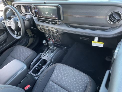 New 2026 Jeep Gladiator Mojave AWD/4WD image 11