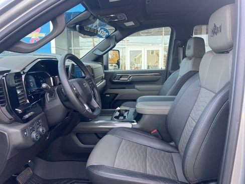 Used 2024 Chevrolet Silverado 2500 ZR2 w/ ZR2 Bison Edition image 23