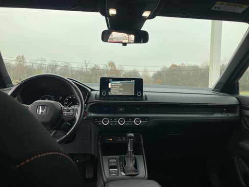 Used 2024 Honda CR-V Sport image 34