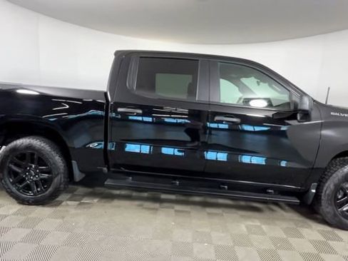 Used 2024 Chevrolet Silverado 1500 Custom AWD/4WD image 3