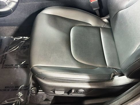 Used 2024 Kia Sportage EX FWD image 20