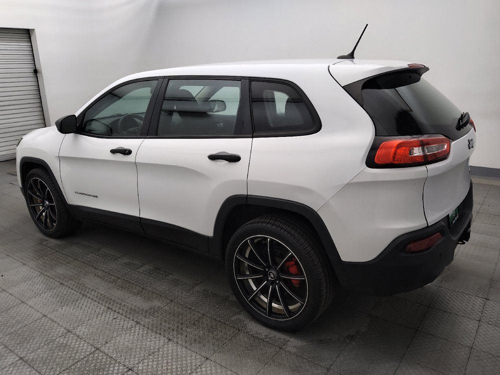 Used 2014 Jeep Cherokee Sport w/ Trailer Tow Group FWD image 3
