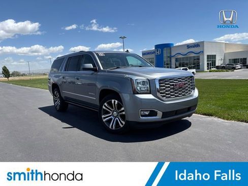 Used 2019 GMC Yukon XL Denali w/ Denali Ultimate Package AWD/4WD image 1