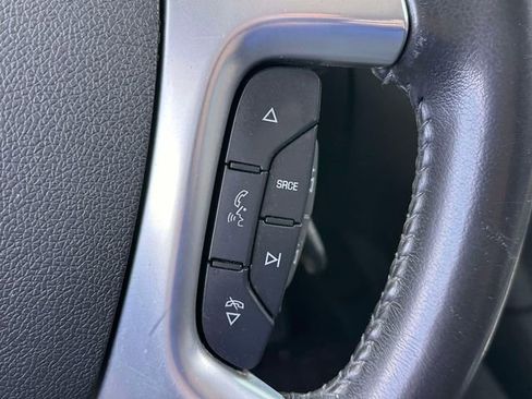 Used 2017 Chevrolet Traverse LT FWD image 26
