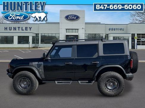 Used 2024 Ford Bronco Everglades AWD/4WD image 7
