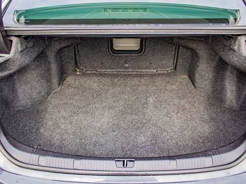 Used 2013 Toyota Avalon XLE image 16