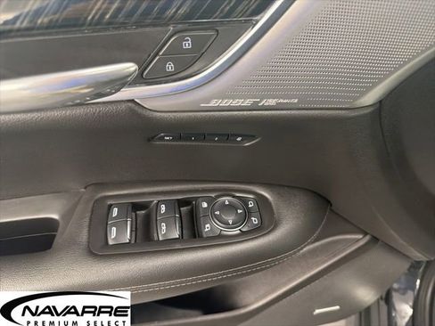 Used 2023 Cadillac XT6 Premium Luxury image 32