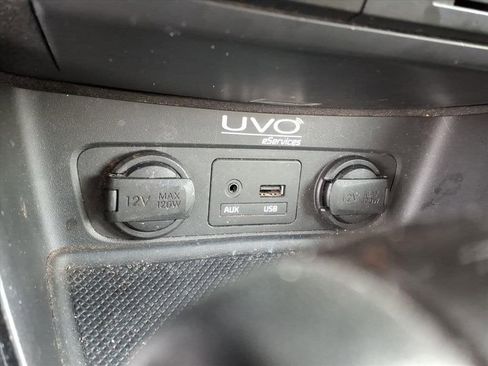 Used 2015 Kia Sorento SX image 17