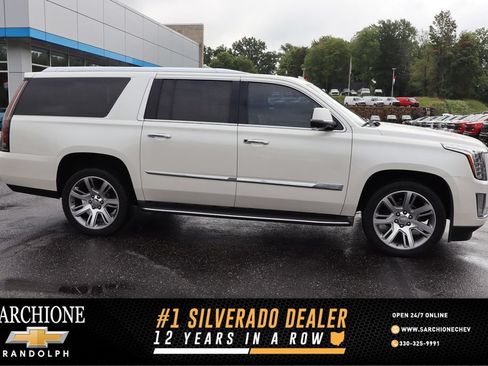 Used 2015 Cadillac Escalade ESV Luxury AWD/4WD image 1