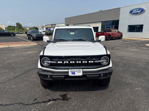 New 2025 Ford Bronco Outer Banks AWD/4WD image 10