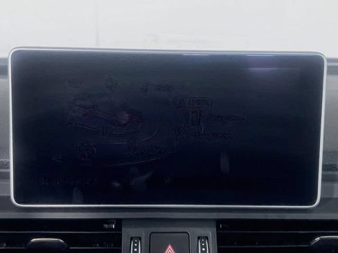 Used 2018 Audi Q5 2.0T Premium Plus w/ Premium Plus Package AWD/4WD image 21