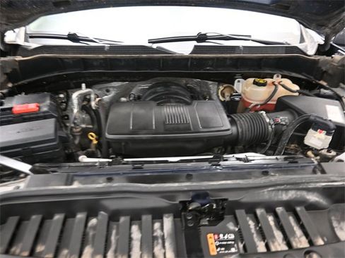 Used 2020 Chevrolet Silverado 1500 Custom w/ Custom Value Package image 13