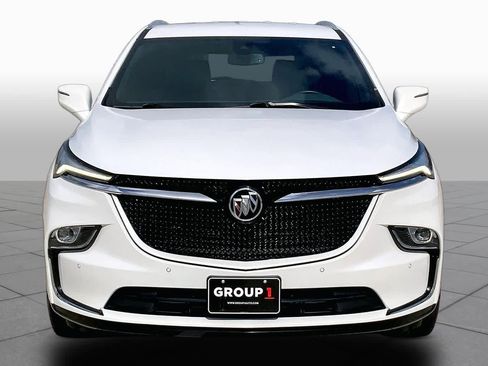 Used 2022 Buick Enclave Essence w/ Sport Touring Edition FWD image 4