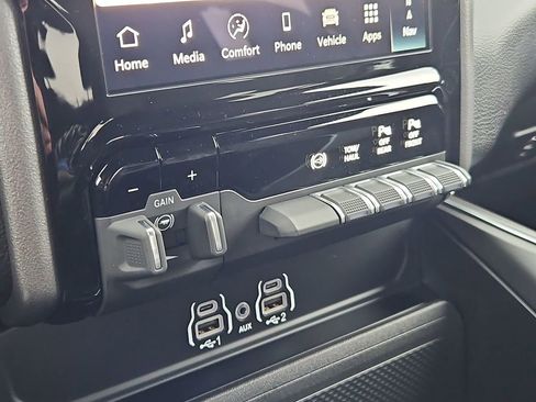 New 2025 RAM 2500 Big Horn image 25