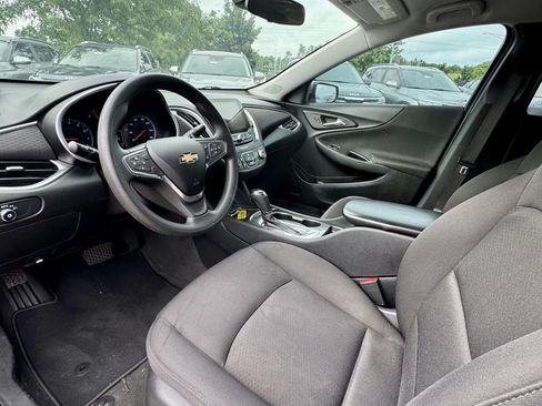 Used 2020 Chevrolet Malibu LS FWD image 17