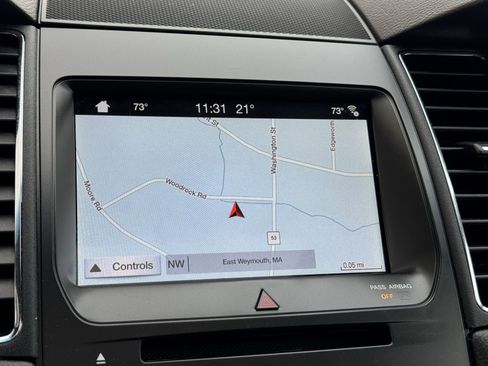 Used 2019 Ford Taurus SEL w/ Equipment Group 201A image 22