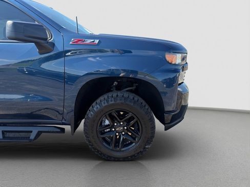 Used 2021 Chevrolet Silverado 1500 Custom Trail Boss AWD/4WD image 23