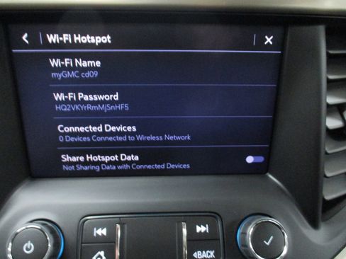 Certified 2023 GMC Acadia Denali w/ Denali Ultimate Package image 30