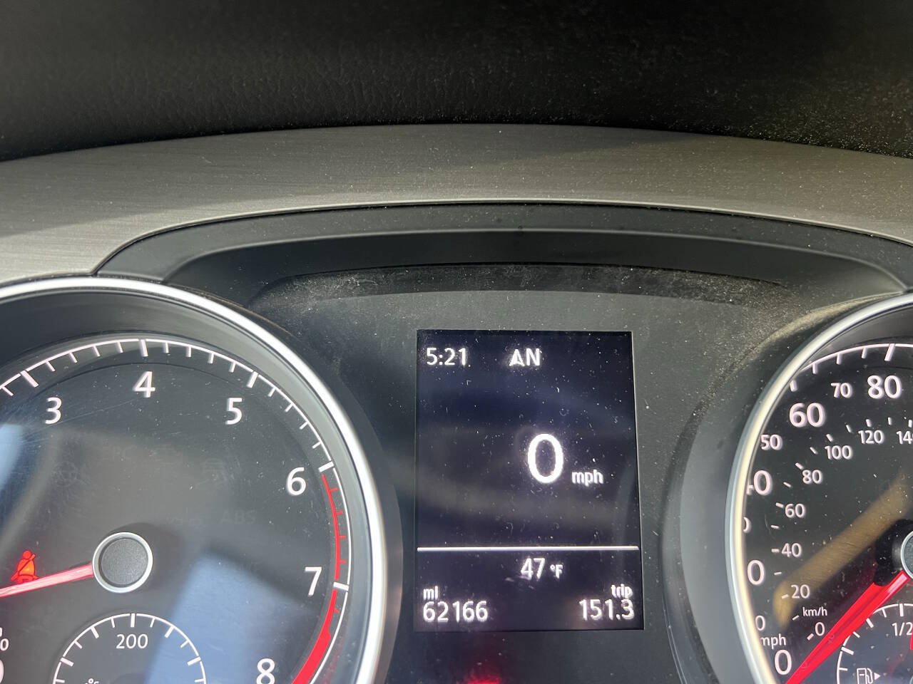 Used 2017 Volkswagen Golf S AWD/4WD image 28