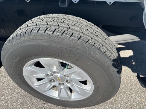 Used 2023 Chevrolet Silverado 1500 LT image 10