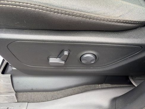 Used 2023 RAM 1500 Big Horn image 23