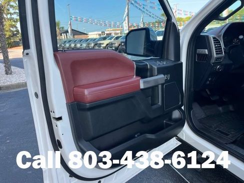 Used 2018 Ford F150 Platinum w/ Equipment Group 701A Luxury AWD/4WD image 5