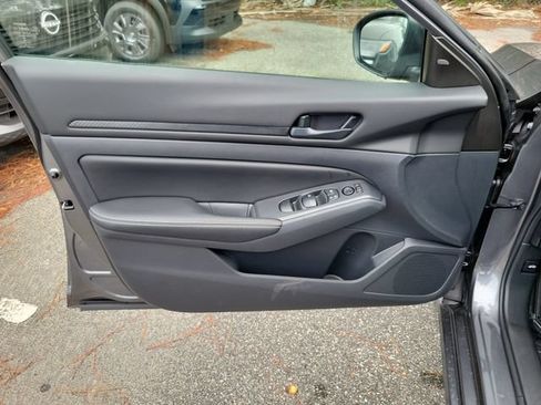 New 2026 Nissan Altima 2.5 SV AWD/4WD image 12