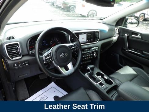 Used 2021 Kia Sportage EX w/ EX Technology Package AWD/4WD image 9