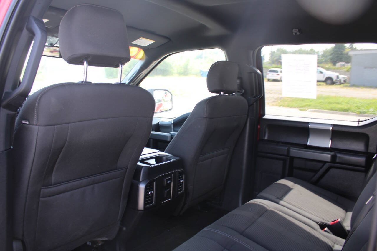 Used 2016 Ford F150 XLT w/ Equipment Group 302A Luxury AWD/4WD image 16