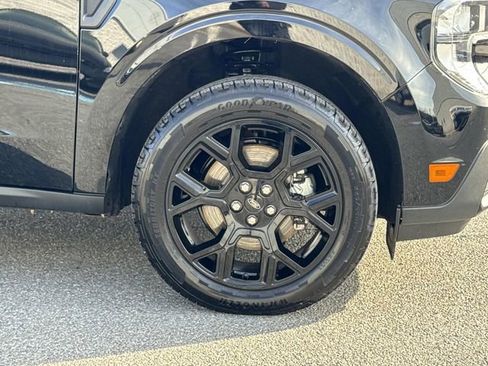 Used 2025 Ford Maverick XLT w/ XLT Luxury Package image 8