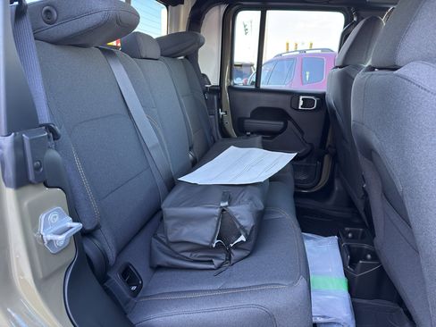 New 2026 Jeep Gladiator Willys image 13