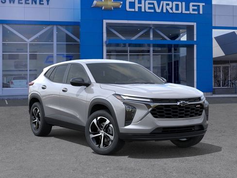 New 2026 Chevrolet Trax RS image 7