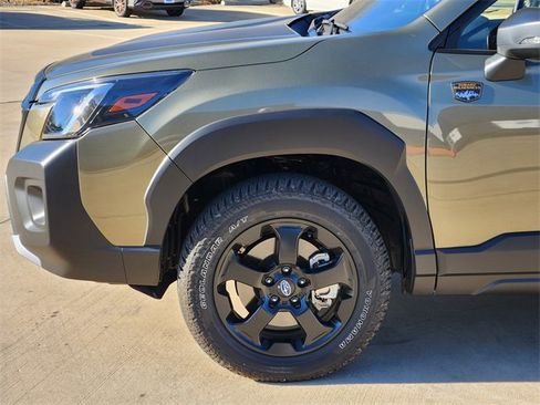 Certified 2025 Subaru Forester Wilderness image 8
