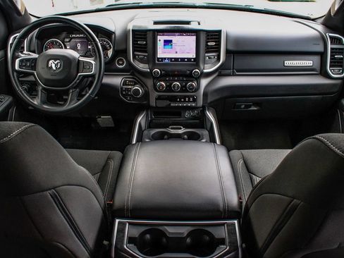 Used 2022 RAM 1500 Big Horn AWD/4WD image 35