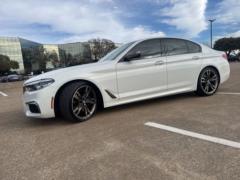 Used 2018 BMW M550i xDrive image 8