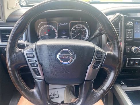Used 2018 Nissan Titan Platinum Reserve w/ Platinum Utility Package AWD/4WD image 20